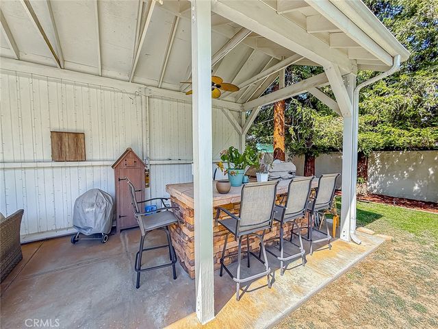 23433 Hatteras, Woodland Hills, CA 91367