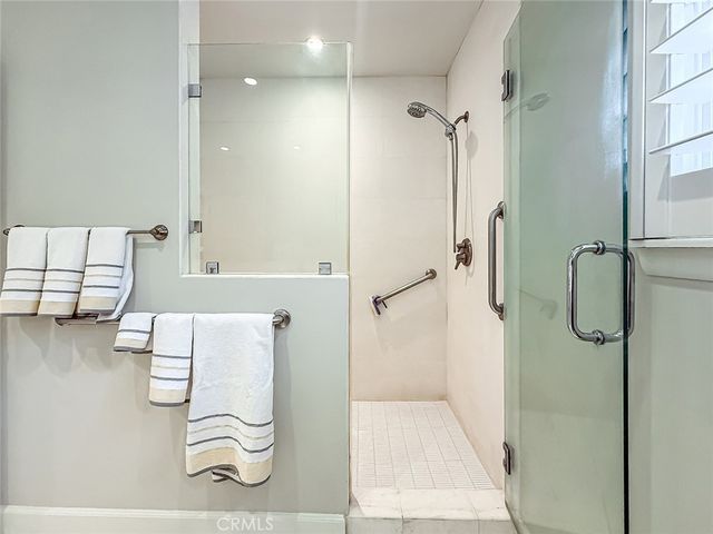 23433 Hatteras, Woodland Hills, CA 91367