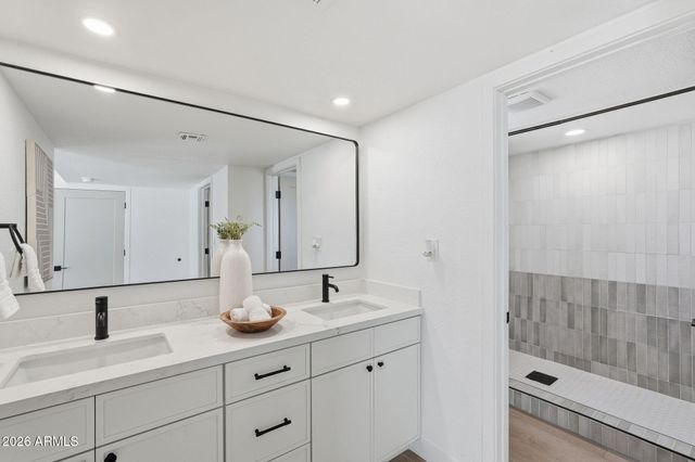 2323 E EVANS Drive, Phoenix, AZ 85022