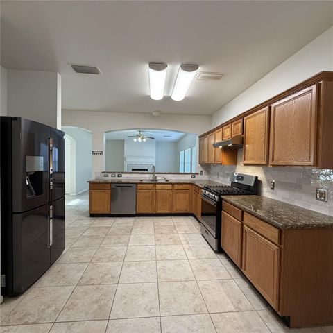 12219 Winderwick Lane, Houston, TX 77066