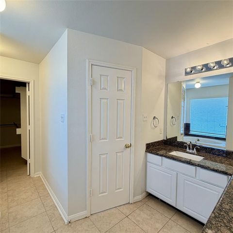 12219 Winderwick Lane, Houston, TX 77066