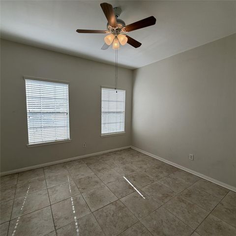 12219 Winderwick Lane, Houston, TX 77066