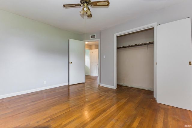 900 W ELSIE, Muncie, IN 47303