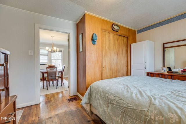 1632 Paperville Road, Bristol, TN 37620