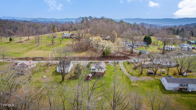 1632 Paperville Road, Bristol, TN 37620