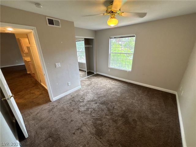 231 West Horizon Ridge Parkway 124, Henderson, NV 89012