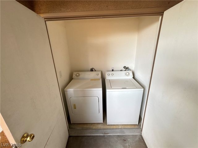231 West Horizon Ridge Parkway 124, Henderson, NV 89012