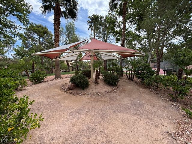 231 West Horizon Ridge Parkway 124, Henderson, NV 89012
