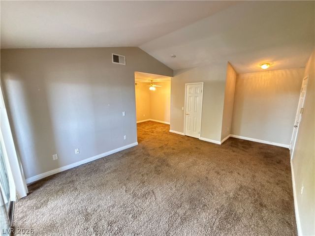 231 West Horizon Ridge Parkway 124, Henderson, NV 89012