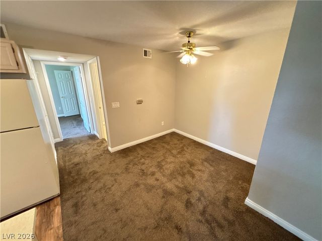 231 West Horizon Ridge Parkway 124, Henderson, NV 89012