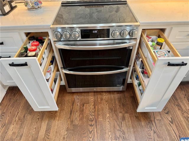 9015 N Lane Avenue, Kansas City, MO 64157