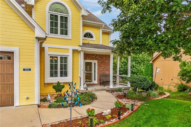 9015 N Lane Avenue, Kansas City, MO 64157