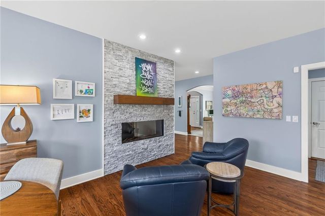 9015 N Lane Avenue, Kansas City, MO 64157