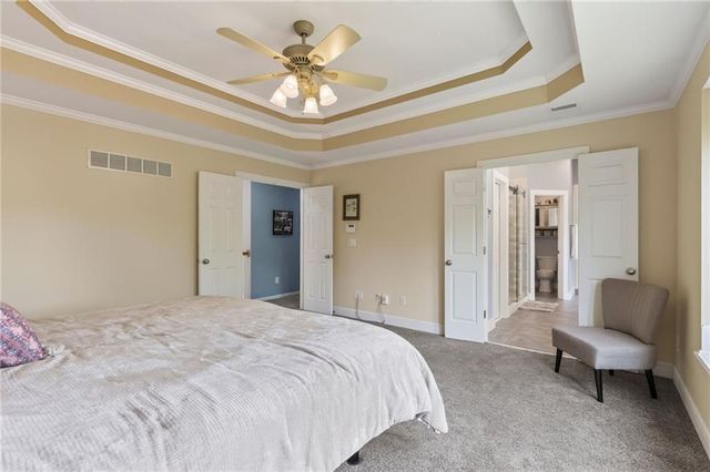 9015 N Lane Avenue, Kansas City, MO 64157