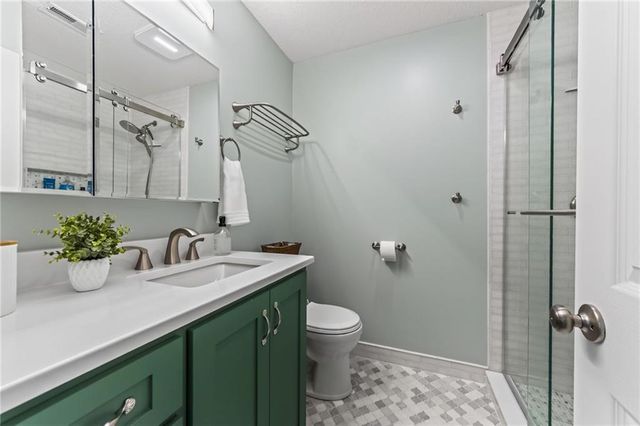 9015 N Lane Avenue, Kansas City, MO 64157