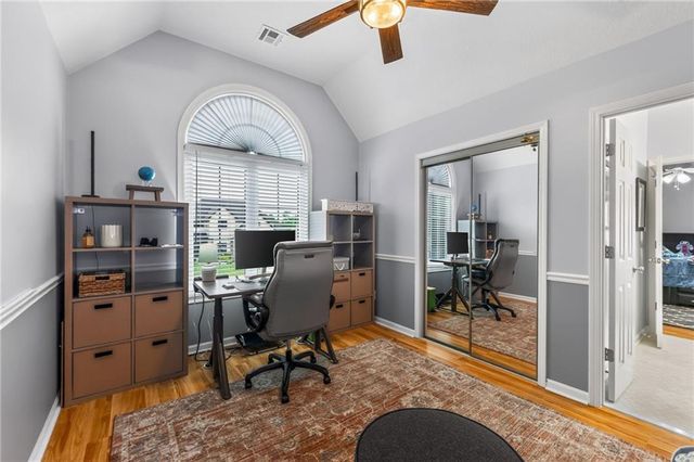 9015 N Lane Avenue, Kansas City, MO 64157