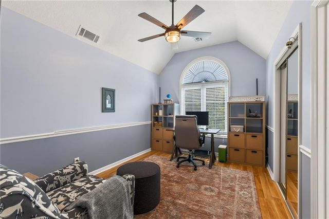 9015 N Lane Avenue, Kansas City, MO 64157