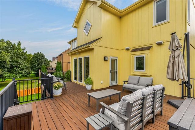 9015 N Lane Avenue, Kansas City, MO 64157