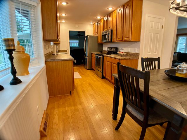 3599 Seville Lane, Saginaw, MI 48604