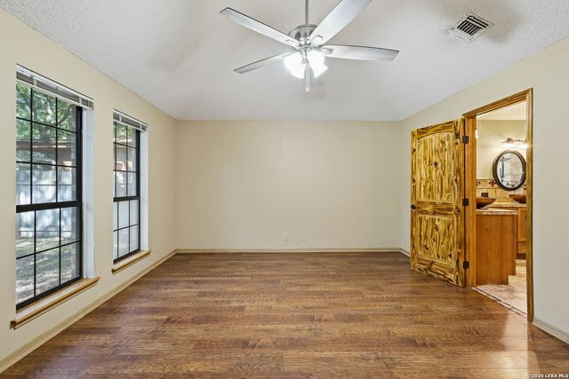 8911 Shady Leaf, San Antonio, TX 78254