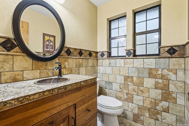 8911 Shady Leaf, San Antonio, TX 78254