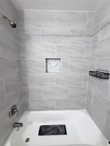 501 Evanston Street, Houston, TX 77015