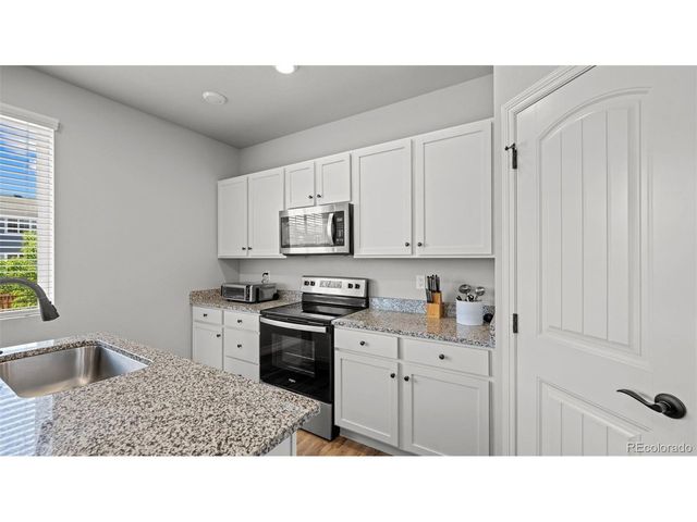6213 Sherwood Ave, Frederick, CO 80504