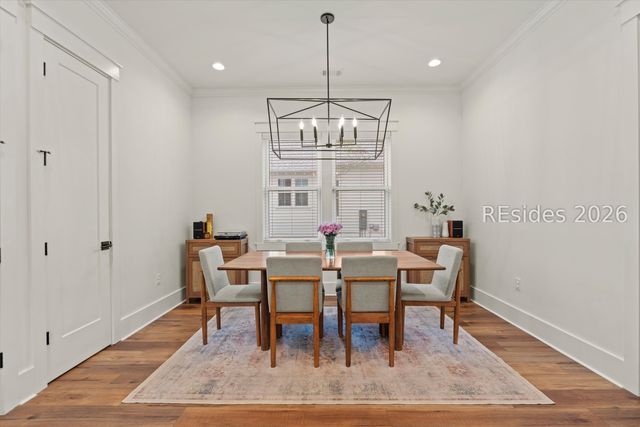 37 Park Sq S, Beaufort, SC 29907