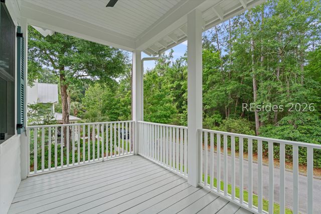 37 Park Sq S, Beaufort, SC 29907