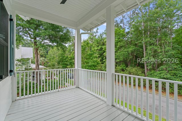 37 Park Sq S, Beaufort, SC 29907