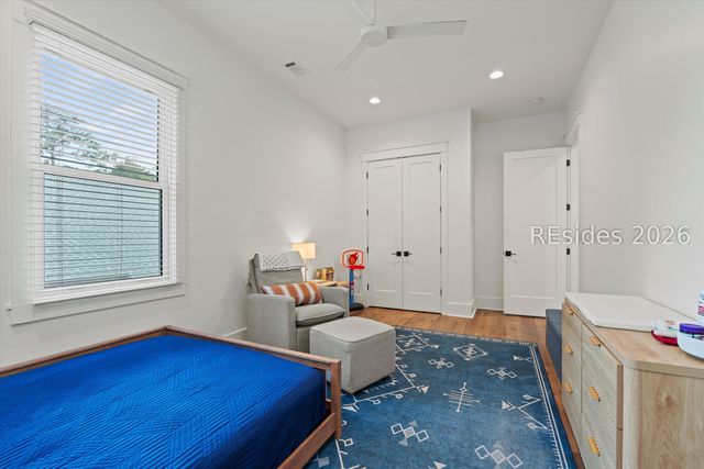 37 Park Sq S, Beaufort, SC 29907