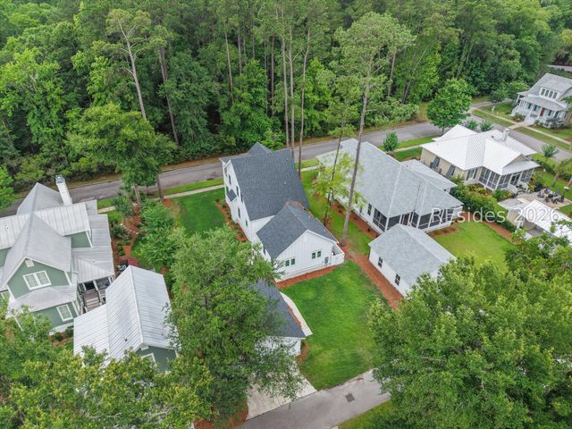 37 Park Sq S, Beaufort, SC 29907