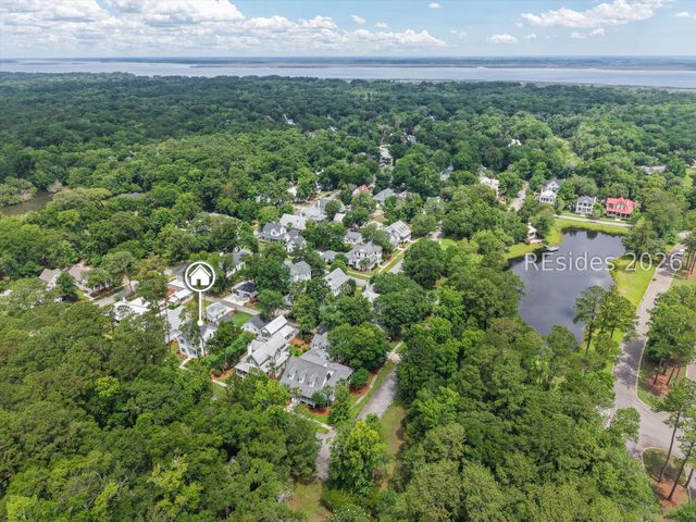 37 Park Sq S, Beaufort, SC 29907