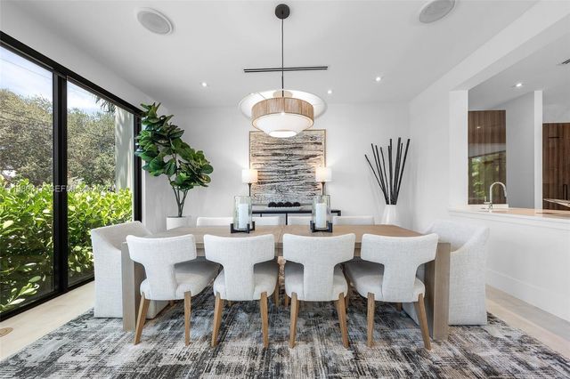 2500 Middle River Dr, Fort Lauderdale, FL 33305