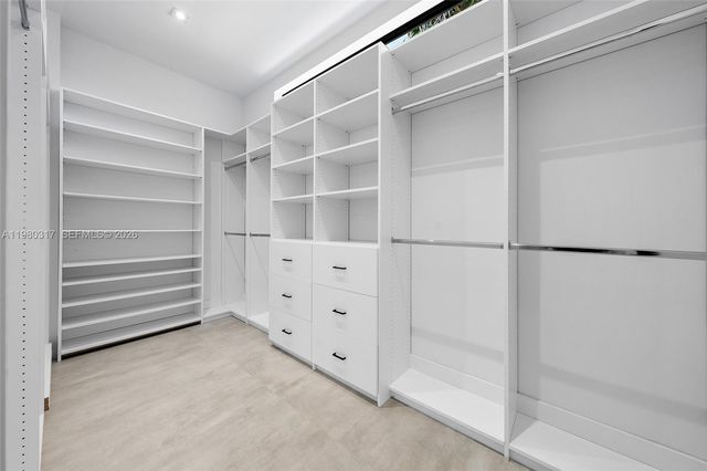 2500 Middle River Dr, Fort Lauderdale, FL 33305