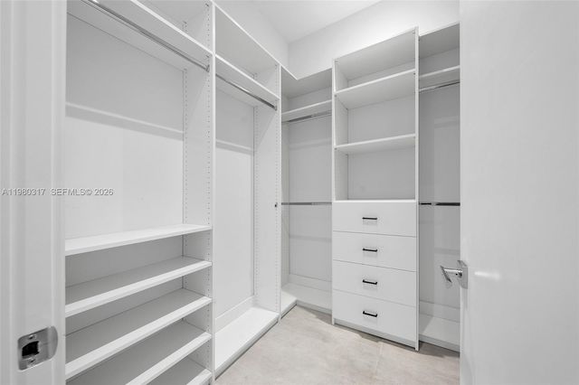 2500 Middle River Dr, Fort Lauderdale, FL 33305