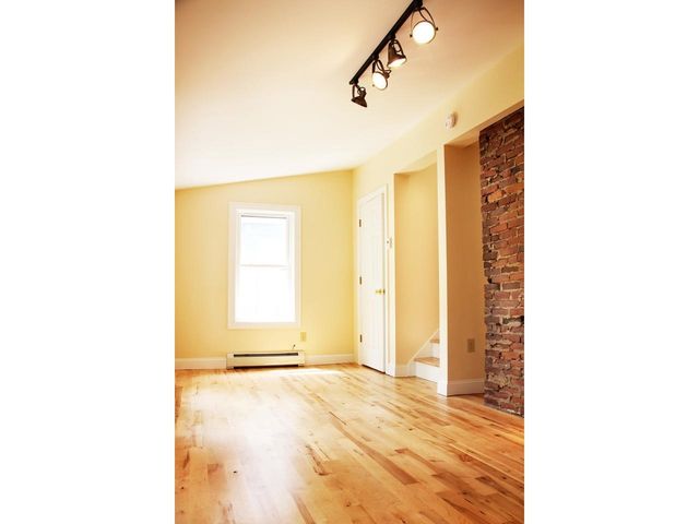 155 Maple Street, Burlington, VT 05401