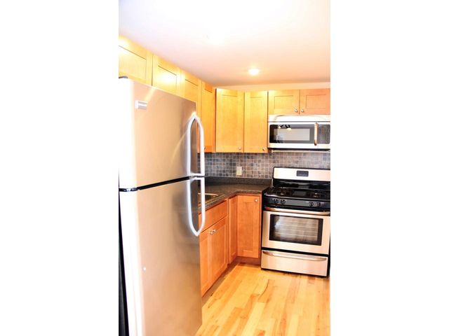 155 Maple Street, Burlington, VT 05401