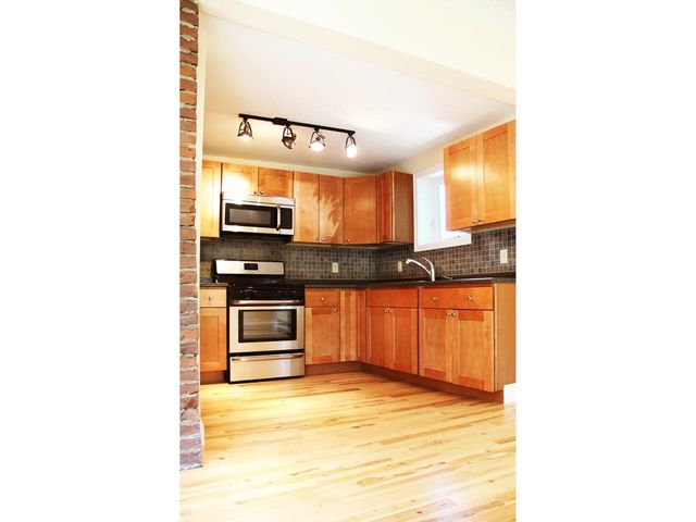 155 Maple Street, Burlington, VT 05401