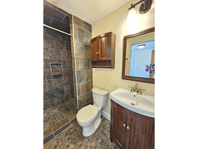 155 Maple Street, Burlington, VT 05401