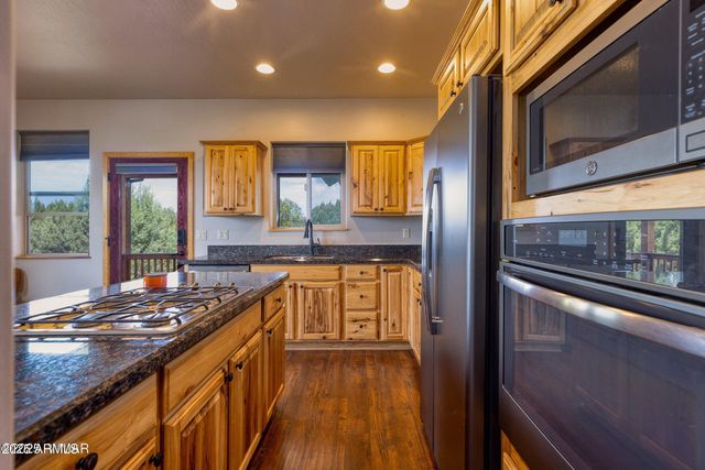 2220 E ROCK GARDEN Lane, Show Low, AZ 85901