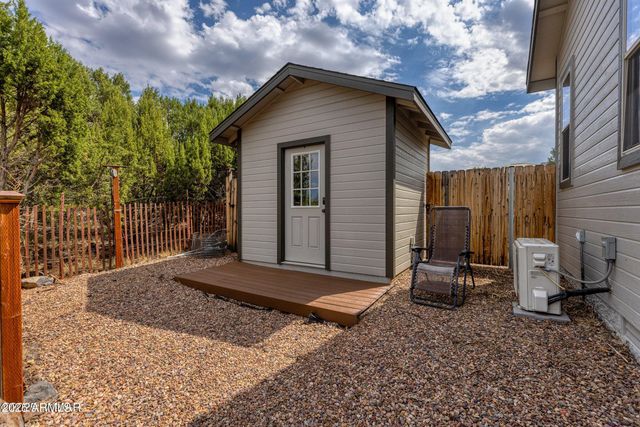 2220 E ROCK GARDEN Lane, Show Low, AZ 85901