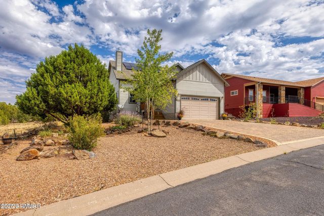 2220 E ROCK GARDEN Lane, Show Low, AZ 85901