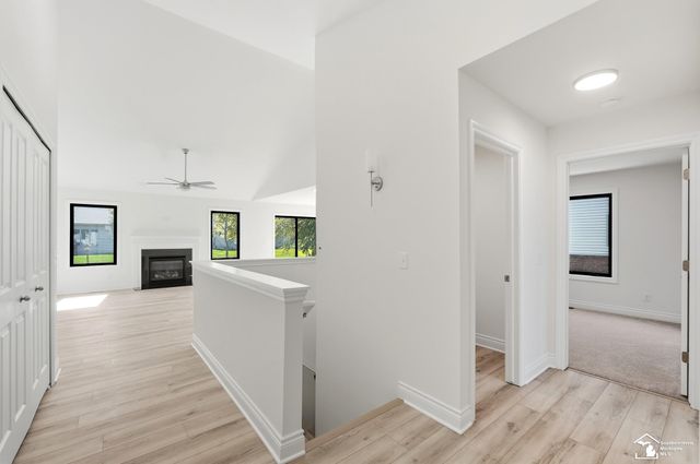 582 Rose Crest Boulevard, Frenchtown Twp, MI 48162