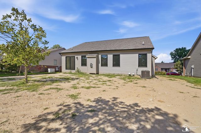 582 Rose Crest Boulevard, Frenchtown Twp, MI 48162