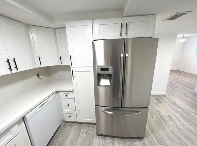 1060 Crystal Lake Drive 101, Deerfield Beach, FL 33064