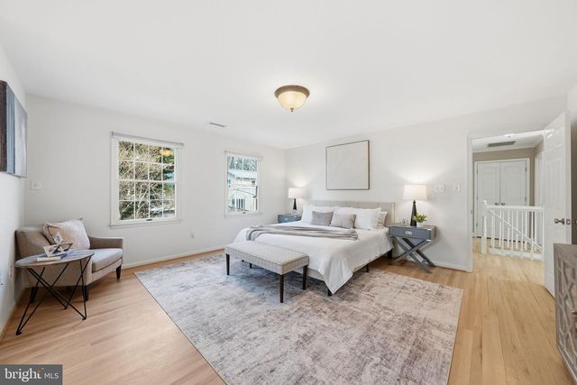 5509 10TH ST N, Arlington, VA 22205