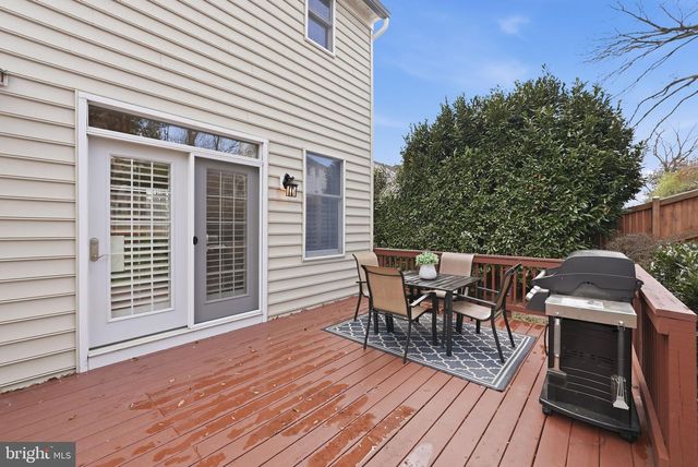 5509 10TH ST N, Arlington, VA 22205