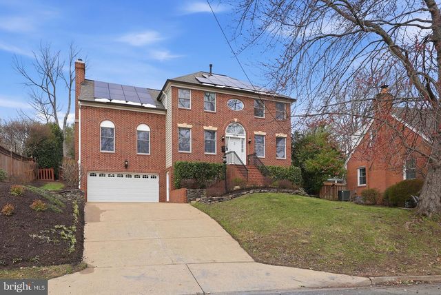 5509 10TH ST N, Arlington, VA 22205