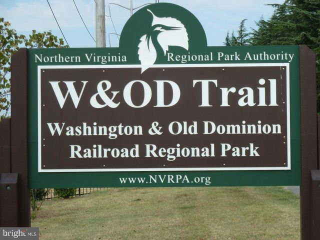 5509 10TH ST N, Arlington, VA 22205